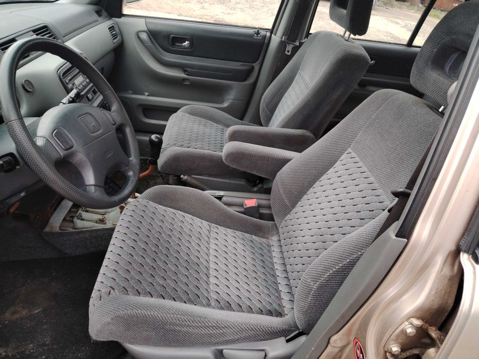 Honda CR-V 1-ген. 2.0i 147к.с. На Части