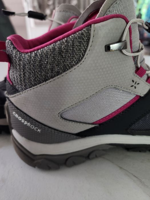 Детски зимни боти