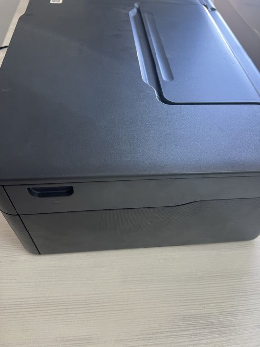 Цветной принтер Canon