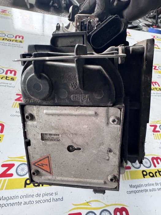Far stanga bi xenon adaptiv avariat spart VW Passat B6 2005-2010