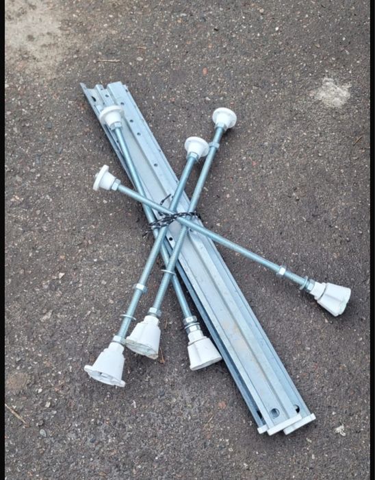 Продам крепления для ванной