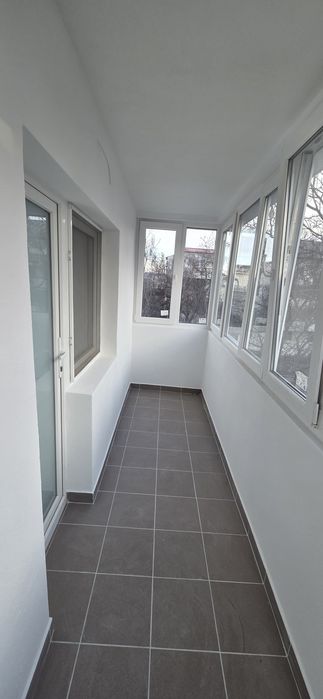 Închiriez apartament 3 camere , Bd. Longinescu  - Focșani