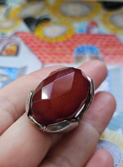 Масивен сребърен пръстен с Карнеол