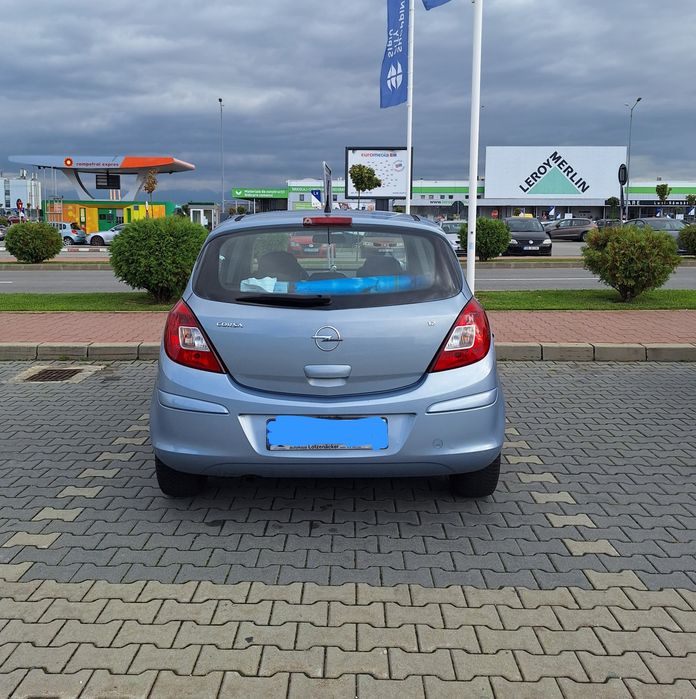 Vând Opel Corsa D 1.2 benzina 80 cp