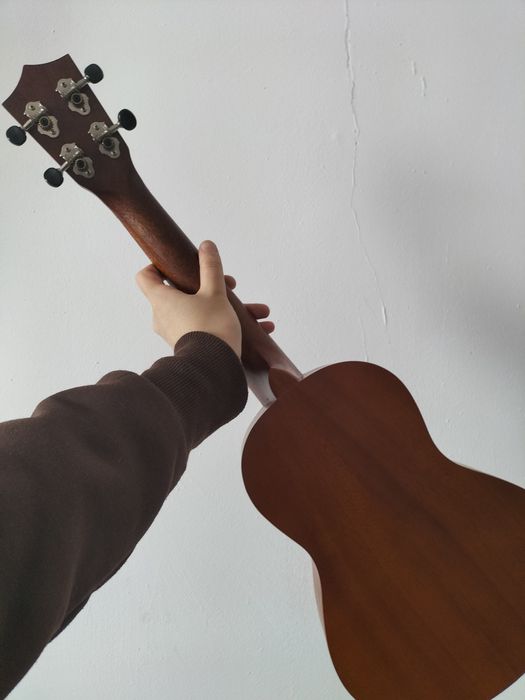 Укулеле концертная