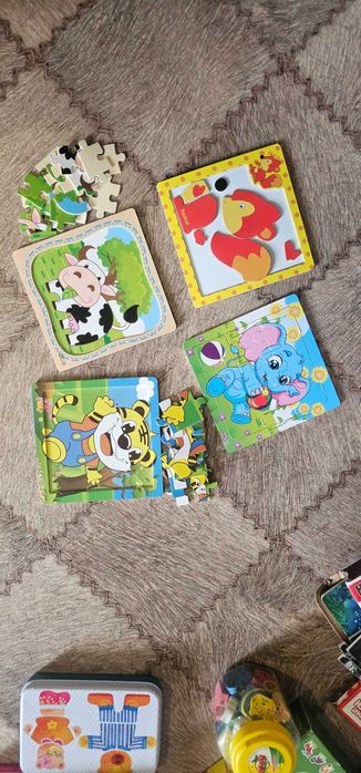 Детские развивающие игрушки.