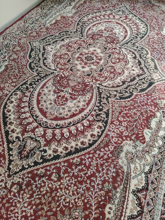 3×5 гилам сотилади