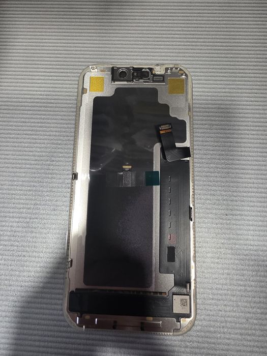 Oled дисплей за Iphone 17 Pro