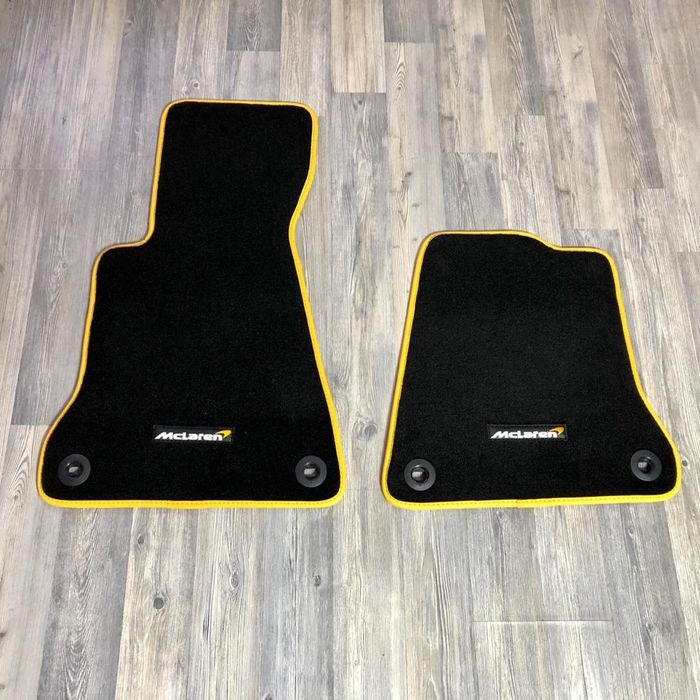Авто коврики на McLaren