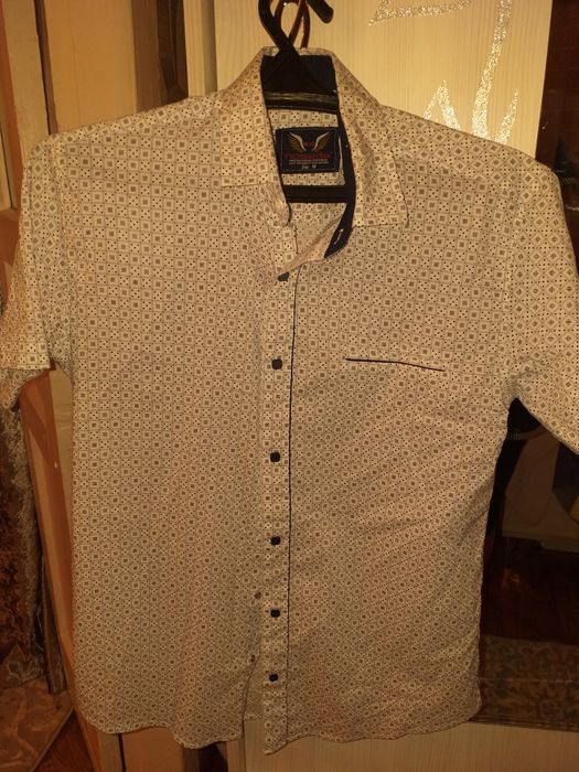 Мужская рубашка летняя