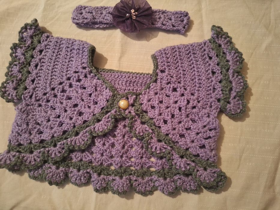 Болеро за момиченце на 2-3 годинки