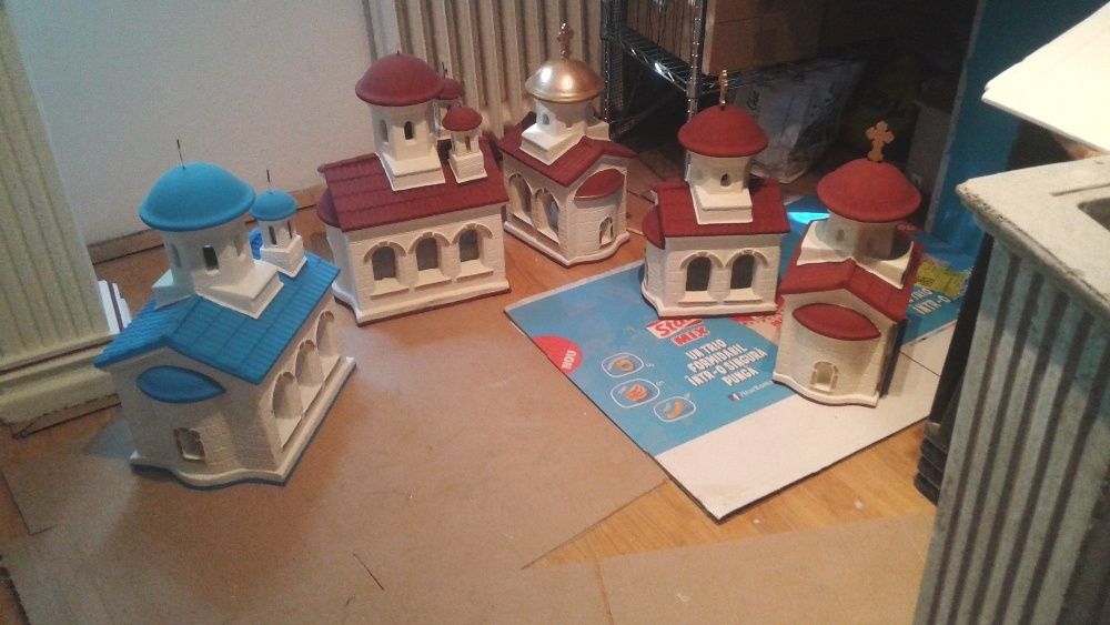 bisericute grecesti, troite grecesti, romania, bisericute luminoase.