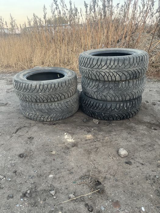 Шипы и лепучка 5 штук