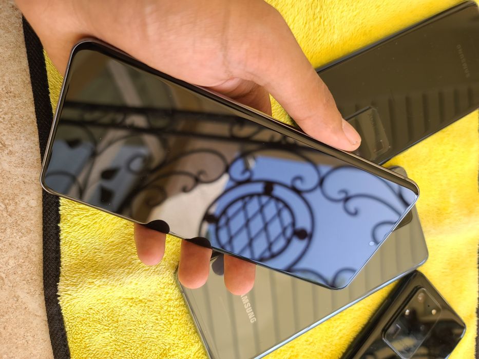 Samsung Galaxy S20 Ultra 5G. Snapdragon 865. OzU 12/256 GB. ORIGINAL