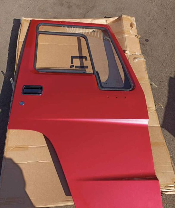 запчасть по кузову спецтехник