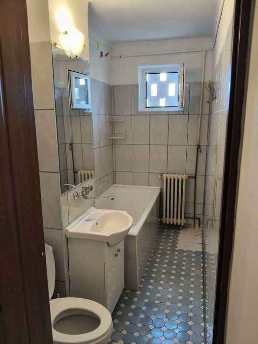 Apartament 2 camere de închiriat