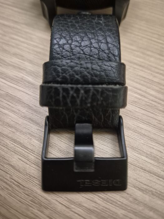 Diesel часовник оригинален