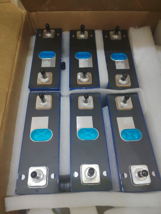 LiFePo4 3.2v  104A 12v 24v36v 48v