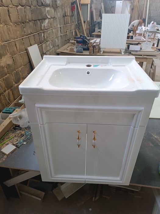 Tumba pad rakvina