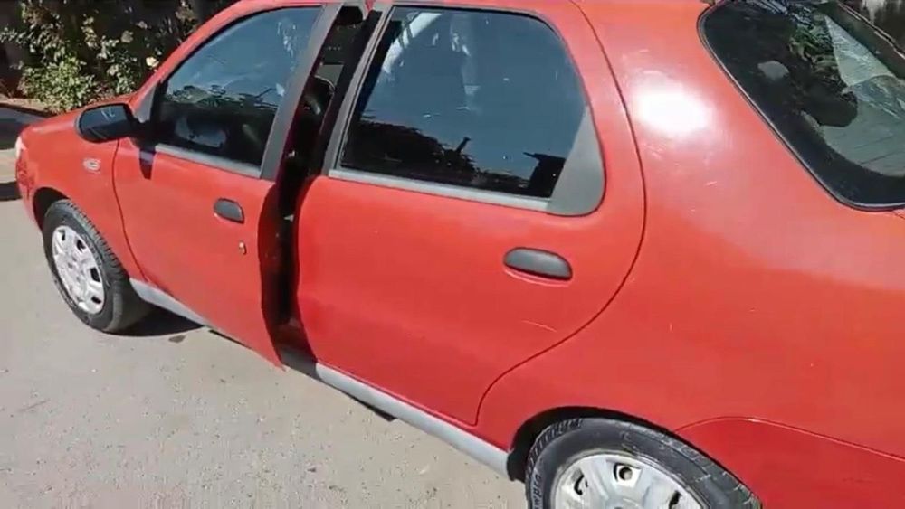 Fiat Albea Vand Fiat Albea, 65962 km reali, unic proprietar