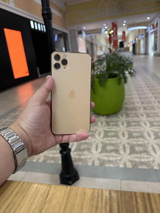 Айфон 11 про мах идеал