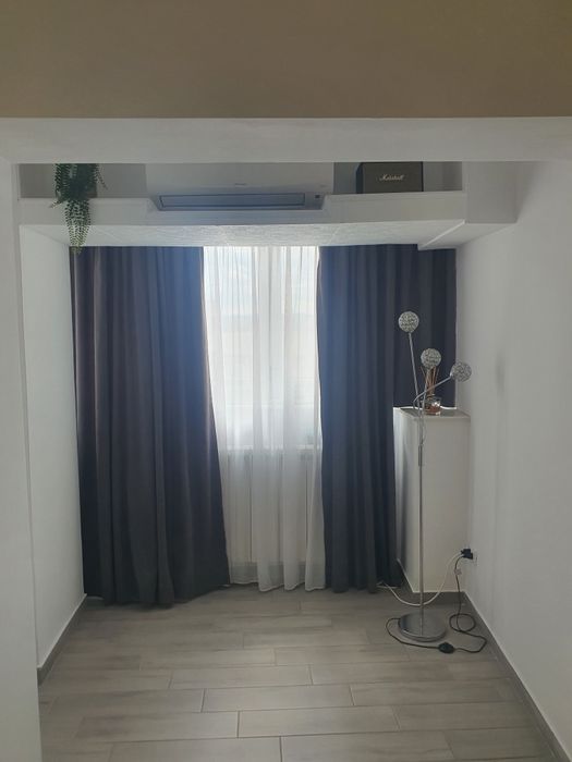 Proprietar,vând apartament!