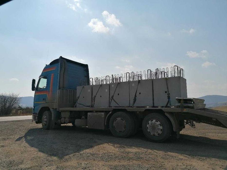 Tractari / transport autoutilitare, utilaje, autoturisme cu platforma