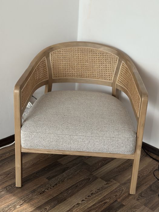 Fotoliu din lemn masiv cu ratan natural  design scandinav