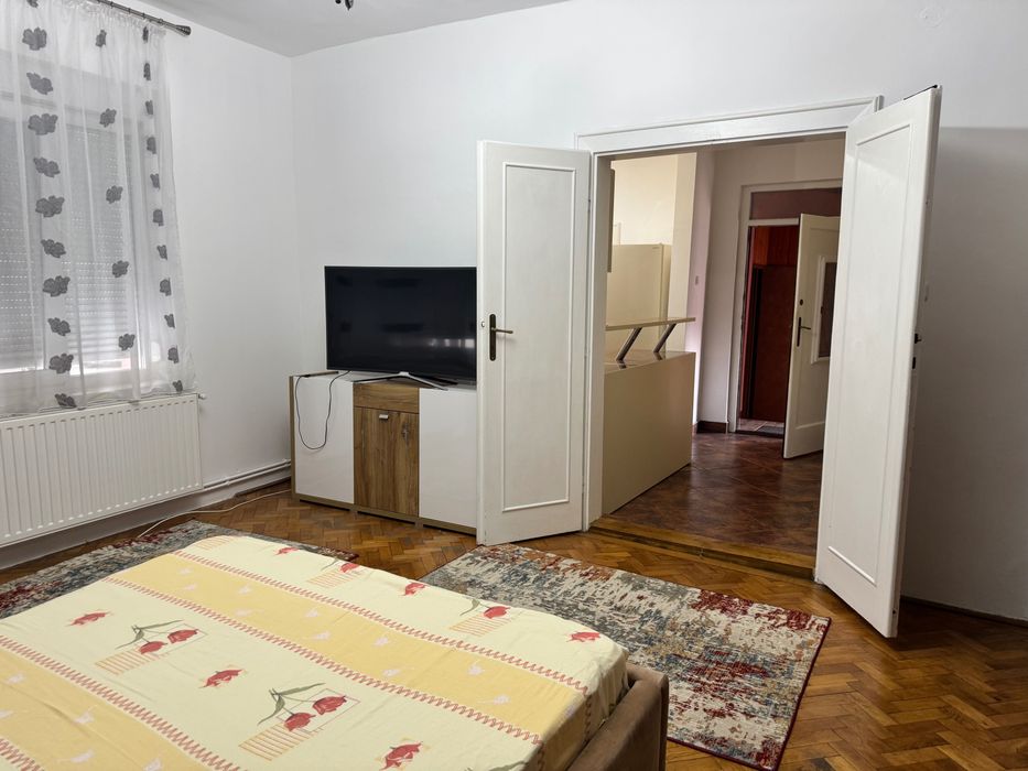 Casa de închiriat 2 camere