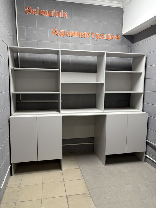 Продам шкаф с дверцами