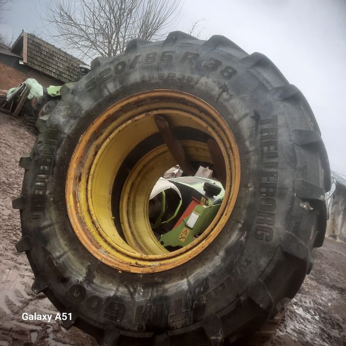 Vand cauciucuri 20.8 R 38