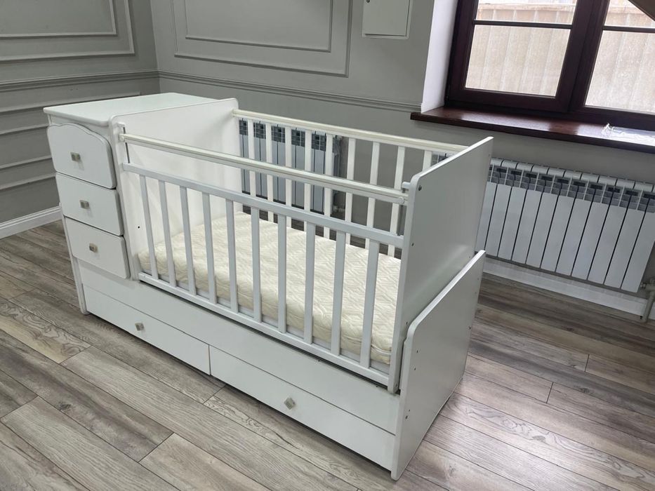 Детская кровать-качалка до 3х лет