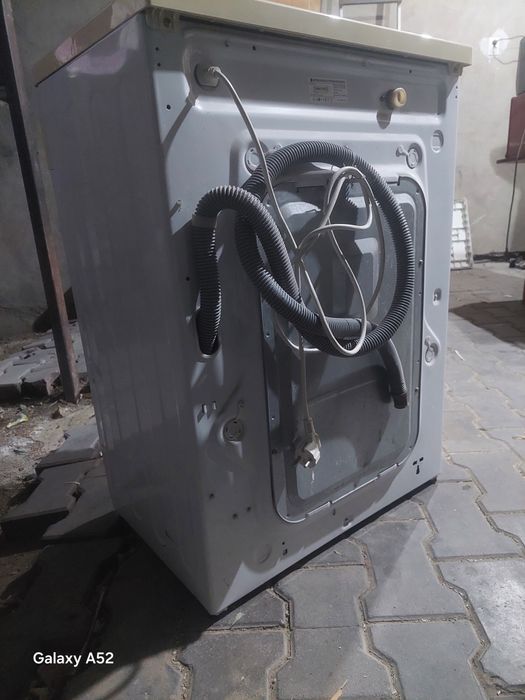 Продам стиральную машину LG