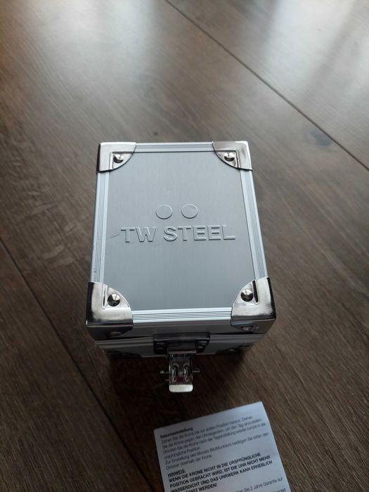 Дамски часовник TW STEEL