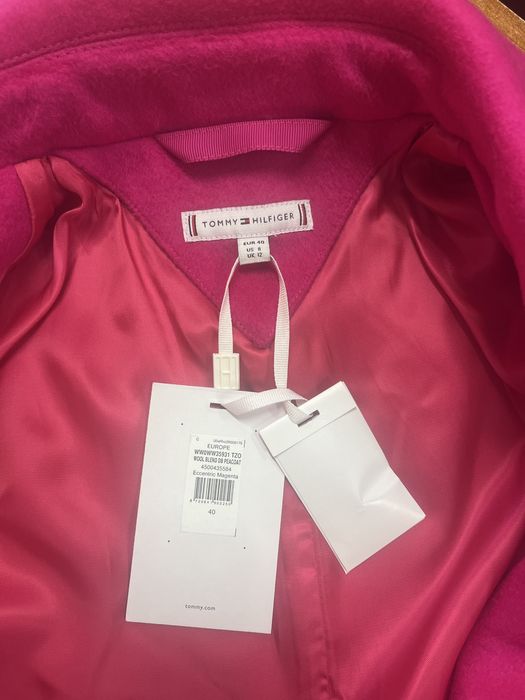 Jacheta tommy hilfinger marimea 40
