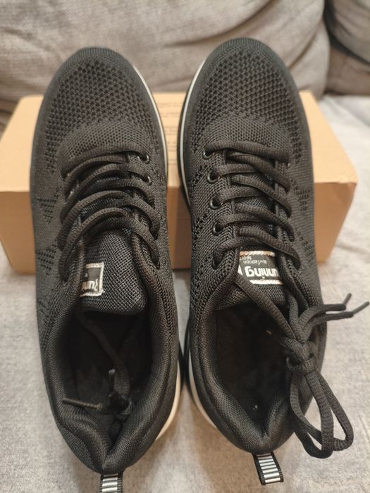 Adidași Axcone unisex – alb/negru, mărimea 40 noi in cutie