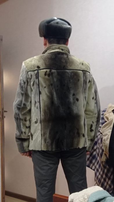 Продам куртку из нерпы мужская