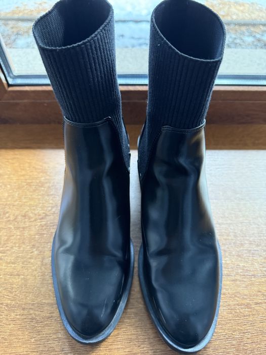 Женские ботильоны черные Zara