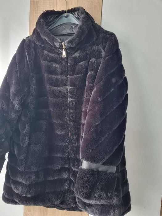 Двулицево дамско палто .Две палта в едно