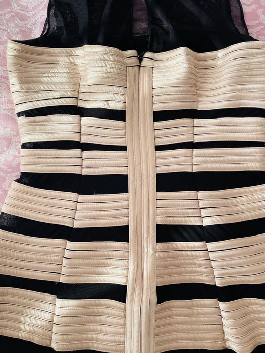 Официална рокля Xscape by Joanna Chen размер M