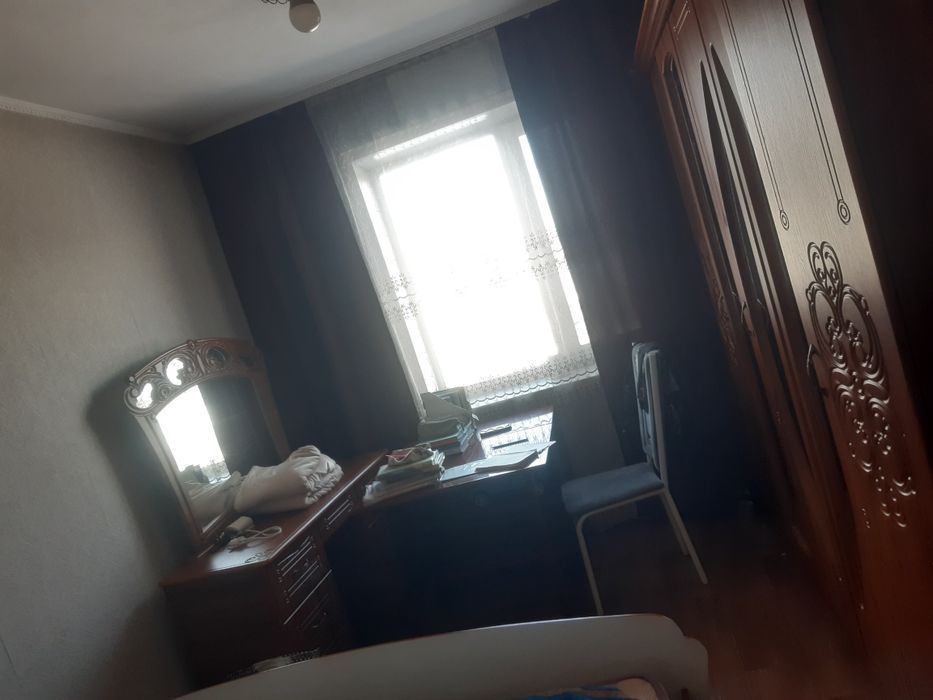 Продам квартиру 3 комнатную