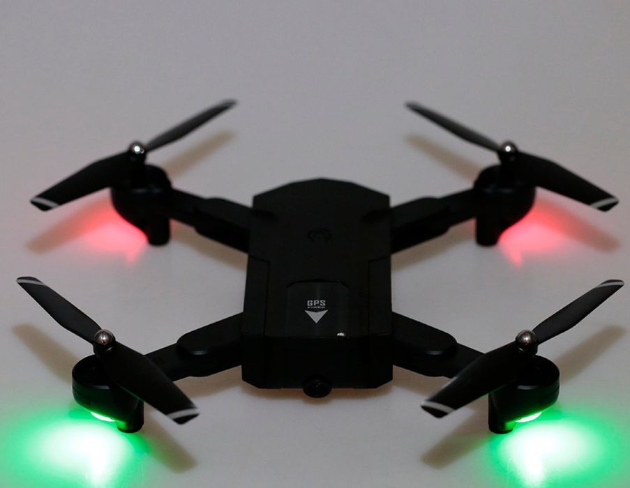 Preț redus!Dronă GPS SG900S cu multe piese de schimb,totul nou!