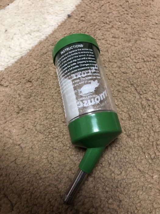 Продам поилку