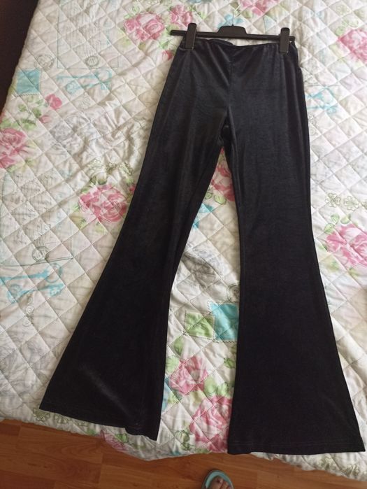Pantaloni dama din catifea
