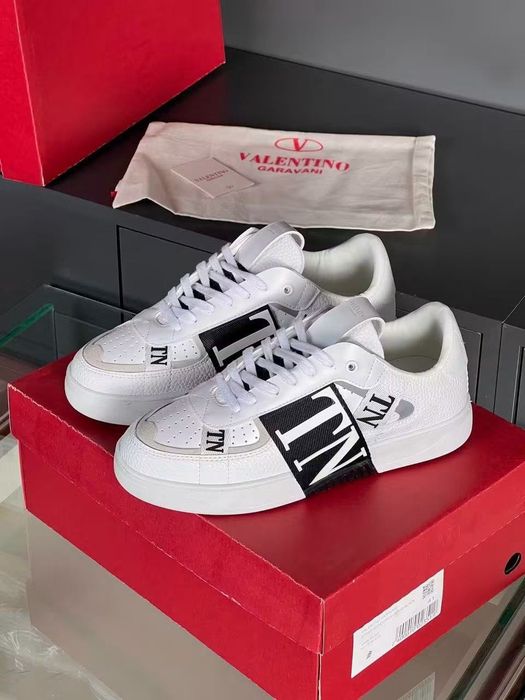 Valentino VL7N Low-Top – White Sneakers