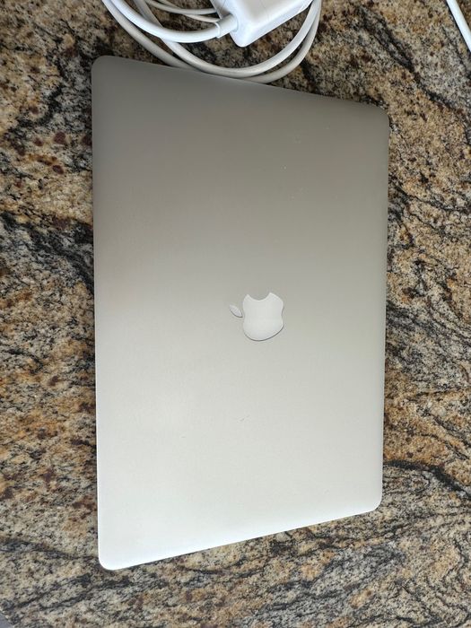 Отличен MACBOOK 15’’ 512GB