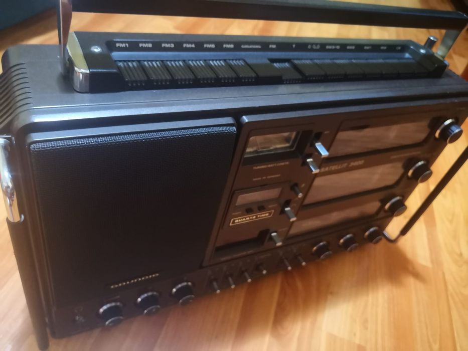 Radio Grundig satellit 3400 profesional