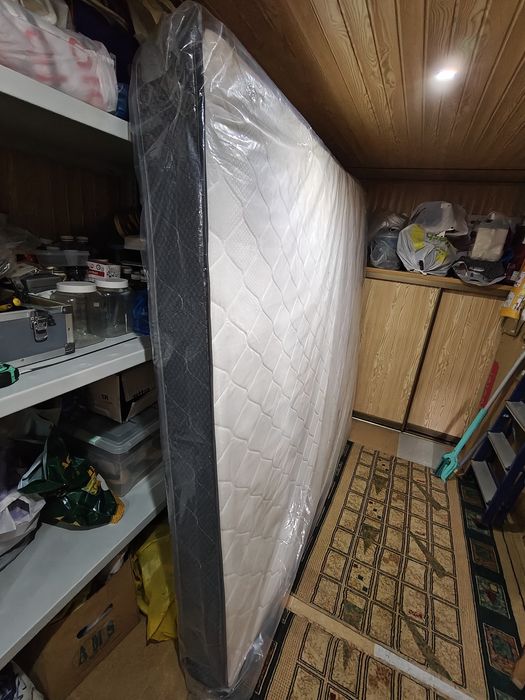 Новый матрас в пленке