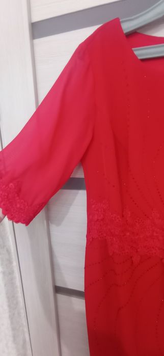 Платье  вечерние