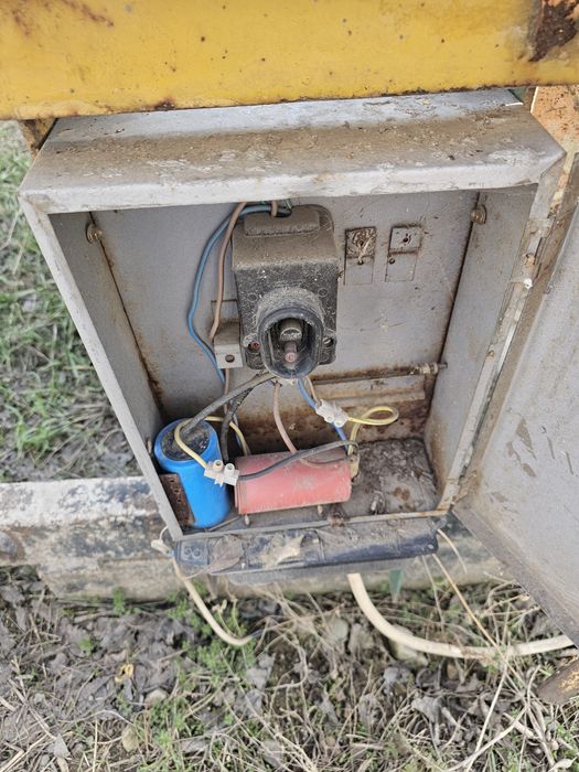 Продам бетономешалку.